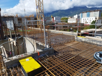 Construction façon DOM INO avec 2 chantiers en cours parallèle