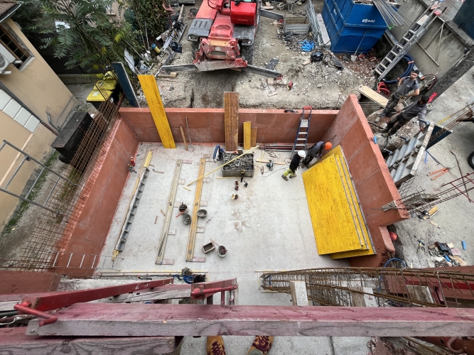 R&eacute;habilitation extension de l'ancienne maison des combattants en bureau &agrave; Voiron ( 38) chantier insolite