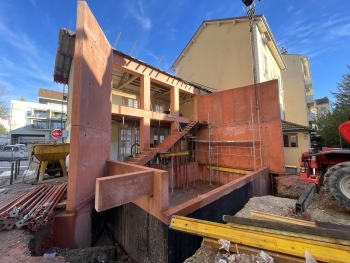 R&eacute;habilitation extension de l'ancienne maison des combattants en bureau &agrave; Voiron ( 38) chantier insolite