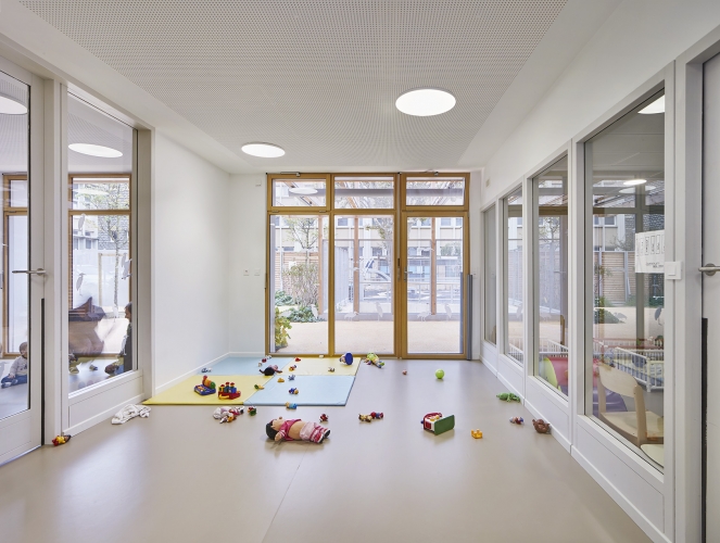 Logements sociaux et crèche, rue Rebière à Paris (75)