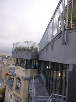 Appartement, rue Copernic à Paris (75)