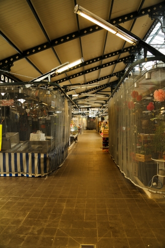 Marché couvert de la Chapelle à Paris (75)