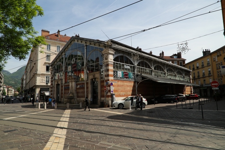 Halle Sainte Claire à Grenoble (38)