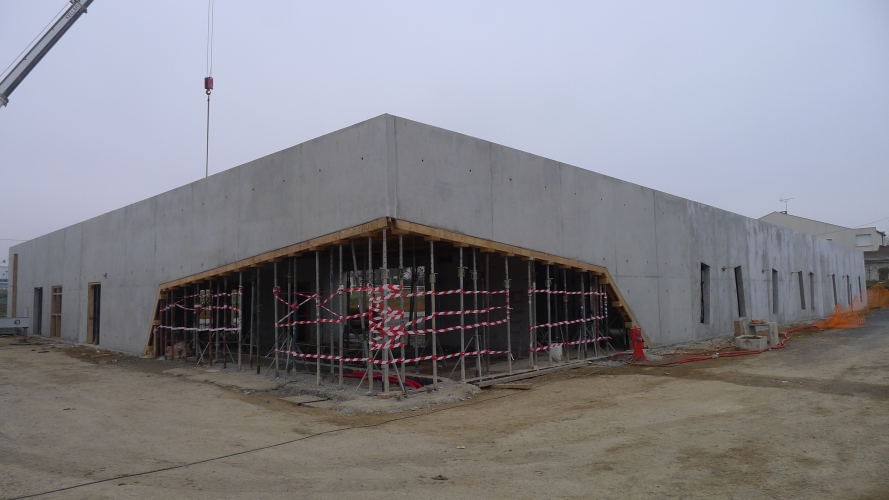 Construction d'un gymnase intercommunal à Puiseux en France (95)