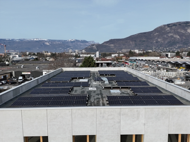 Construction d'un bâtiment tertiaire (38)