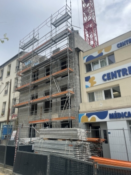 Construction d'un ensemble immobilier de 15 logements sociaux et espaces de commerces rue de Thionville à Paris (75)